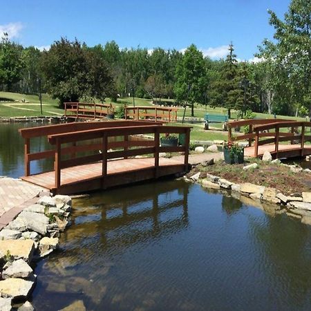 Lakeview Hecla Resort Esterno foto